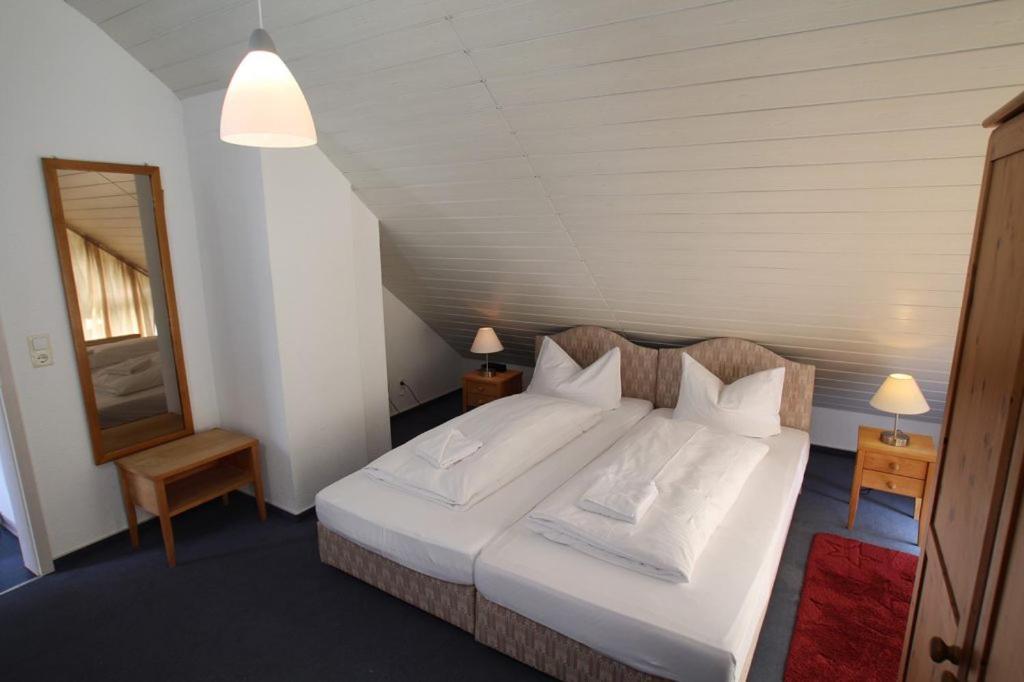 Hotel Garni Am Schaefersberg นีเดิร์นเฮาเซน ภายนอก รูปภาพ