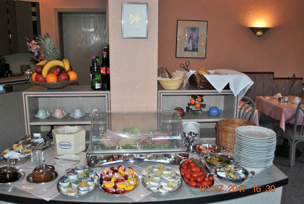 Hotel Garni Am Schaefersberg นีเดิร์นเฮาเซน ภายนอก รูปภาพ