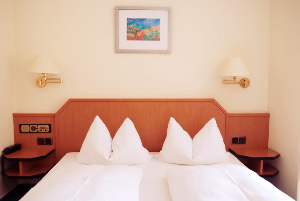 Hotel Garni Am Schaefersberg นีเดิร์นเฮาเซน ห้อง รูปภาพ